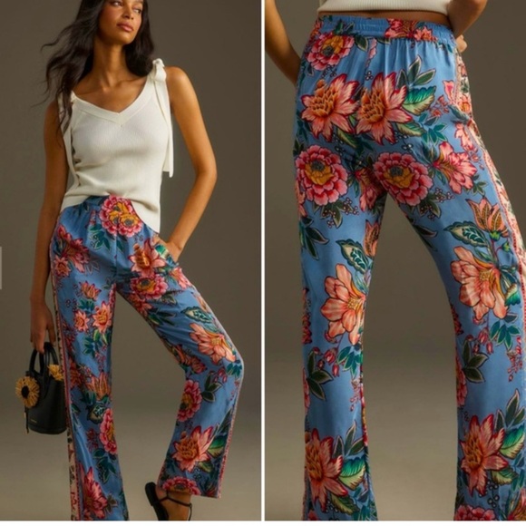 NWT SOLD OUT Anthropologie FARM Rio Wonderful Bouquet Pants Floral Resort M - Picture 1 of 13
